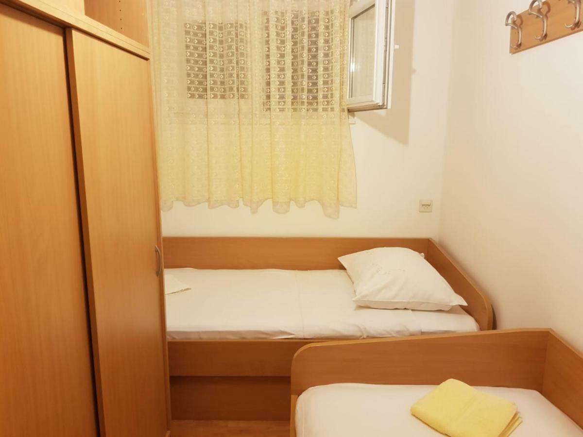 Apartman Nino Donji Okrug  Exteriör bild